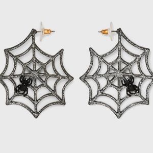 🆕 BaubleBar Spiderweb Earrings
